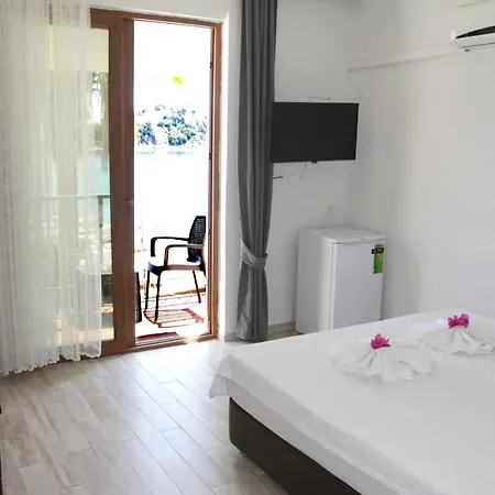 Hotel Korfez 3*