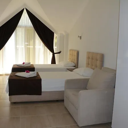 Hotel Korfez 3*